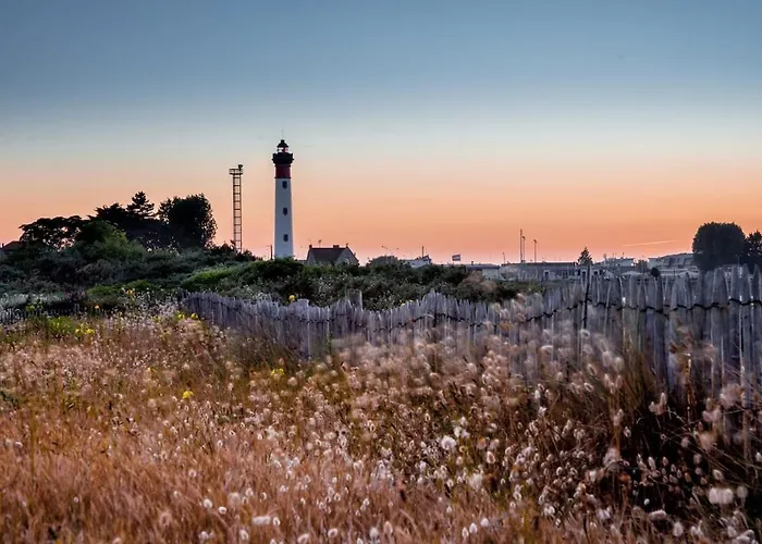 Ideal Couple ! Le Nid Du Bourg - Proche Et Commerces - Serviettes De Toilette & Linge De Lit Compris